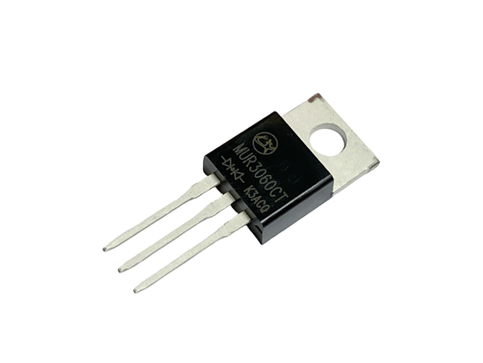 30A600V MUR3060CT TO-220AB 25ns Υπερταχείς διορθωτές ανάκτησης για κυκλώματα υψηλής συχνότητας